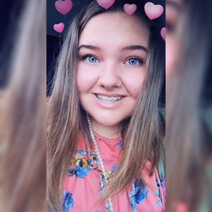 Meet your Posher, Kira